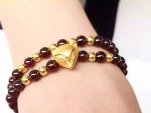 giai dap y nghia so luong hat tren vong tay phong thuy
